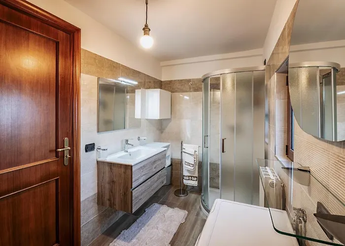 לינה וארוחת בוקר Matilde