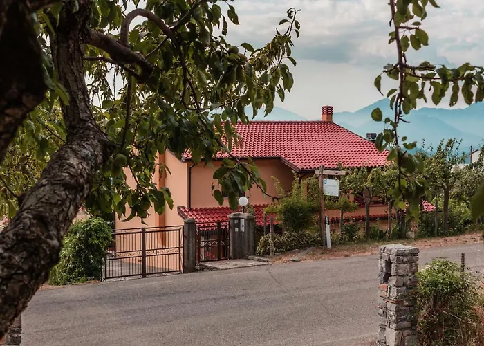 לינה וארוחת בוקר Matilde 3*